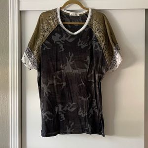 Free People We The Free Camo t shirt Large